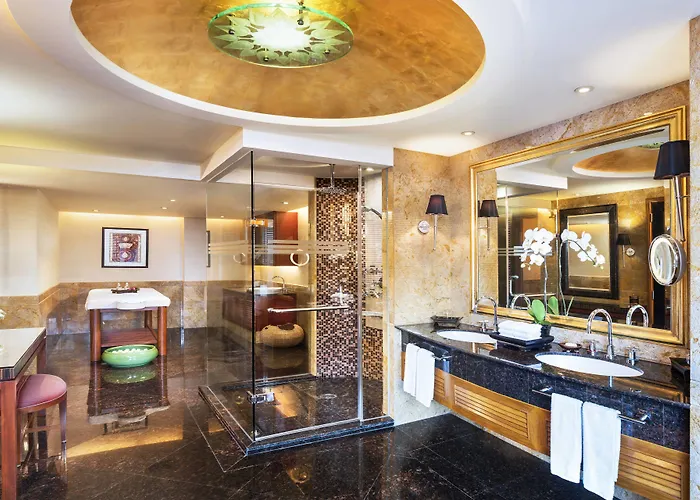 Royal Orchid Sheraton Riverside à