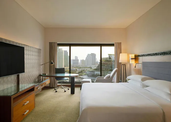 Royal Orchid Sheraton Riverside Hotel 5*