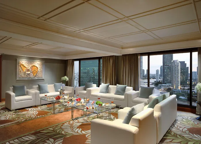 Royal Orchid Sheraton Riverside Hotel
